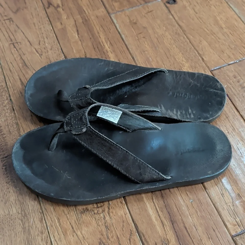 Patagonia Thong Along Alpaca Brown Learher Thong Sandals
